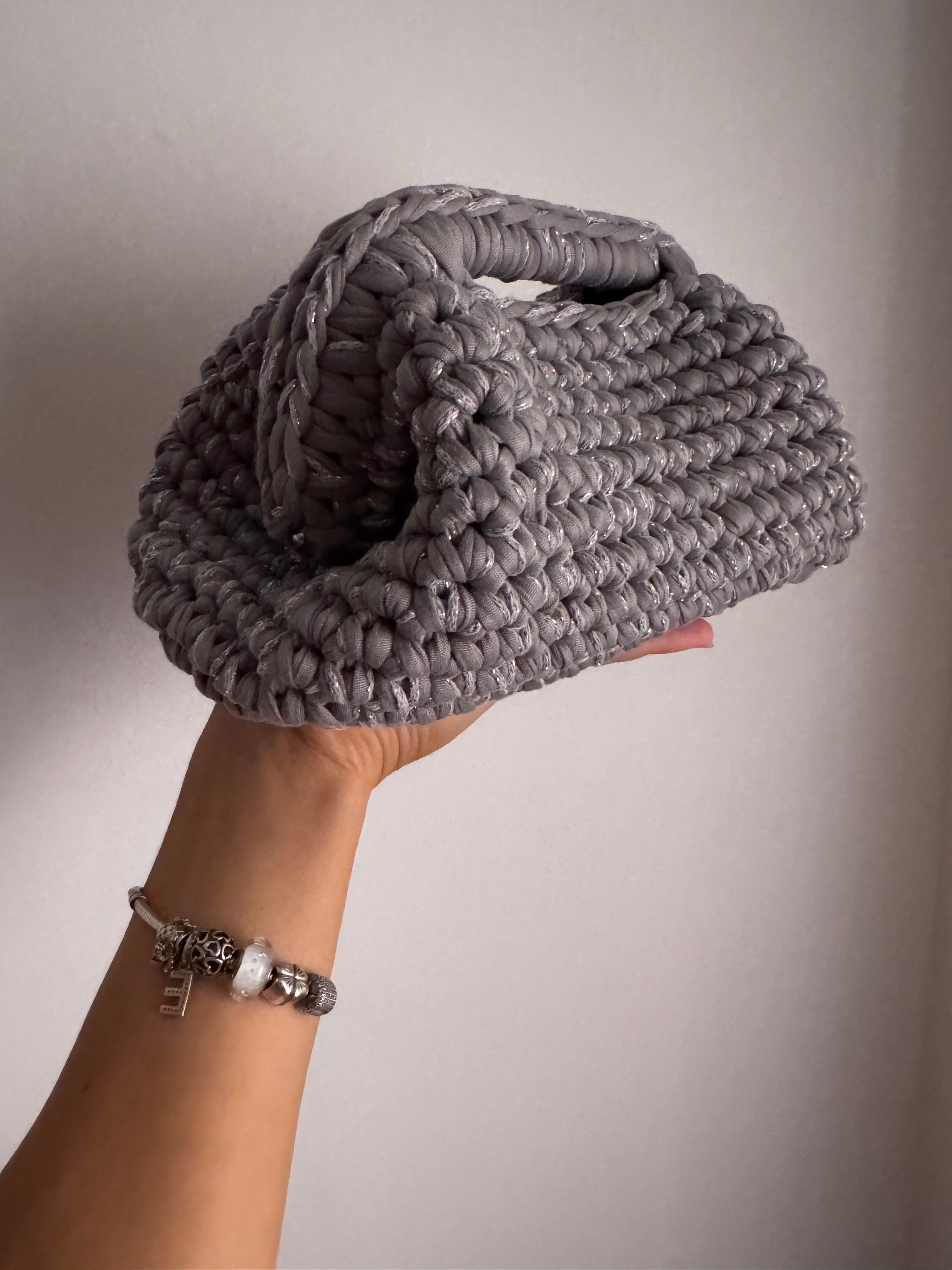Silver Cloud clutch